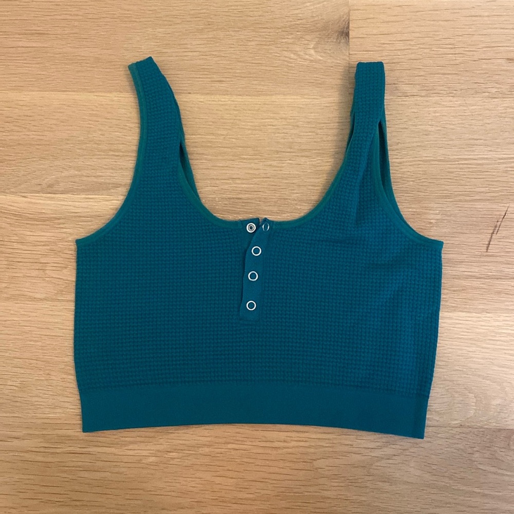 Colsie dark teal cropped tank